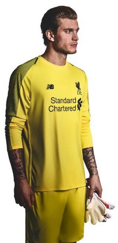 Comprar_camisetas_Liverpool_2019_(4).jpg